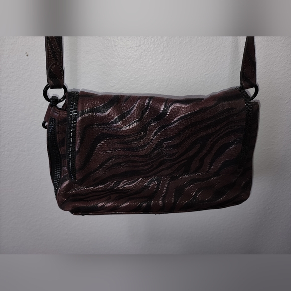 Night is Young crossbody purse - Picture 4 of 7